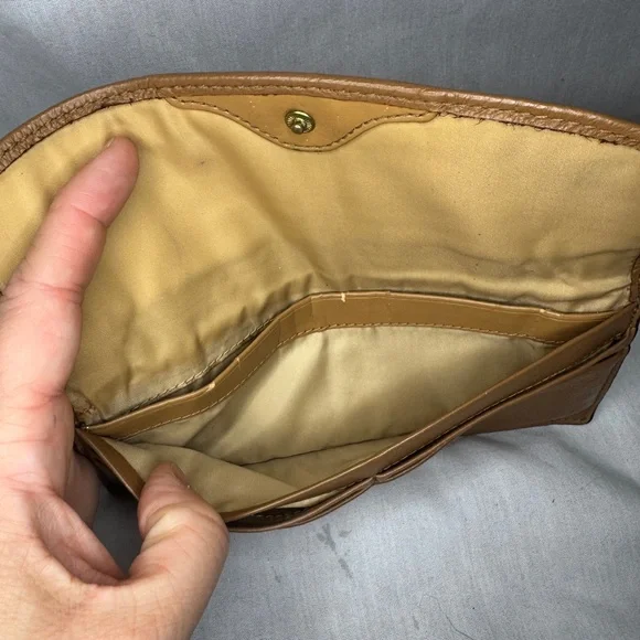 🤎 Coach Classic Tan Leather Snap Wallet - Picture 5 of 7